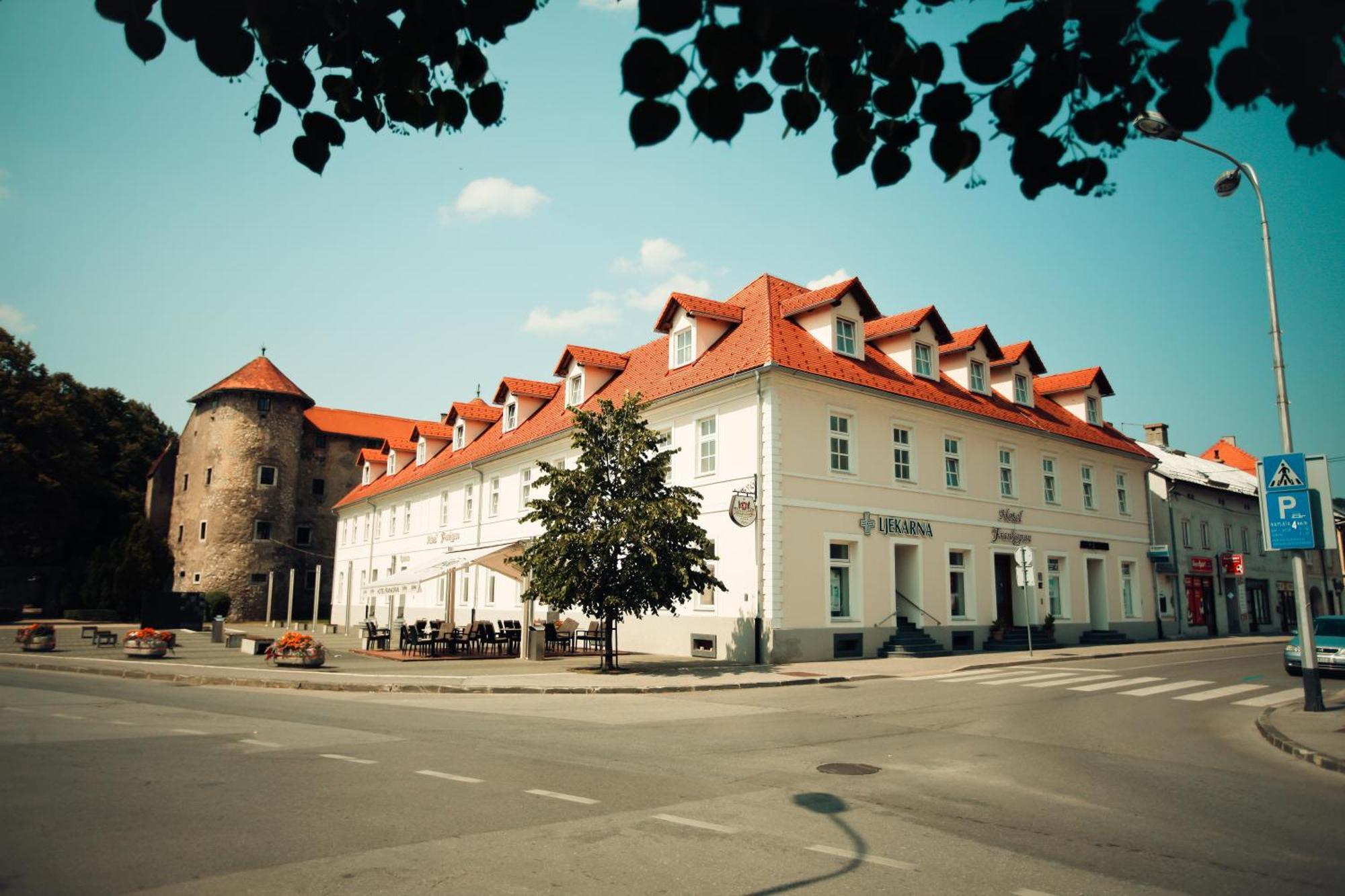 Heritage Hotel Frankopan Ogulin Kültér fotó