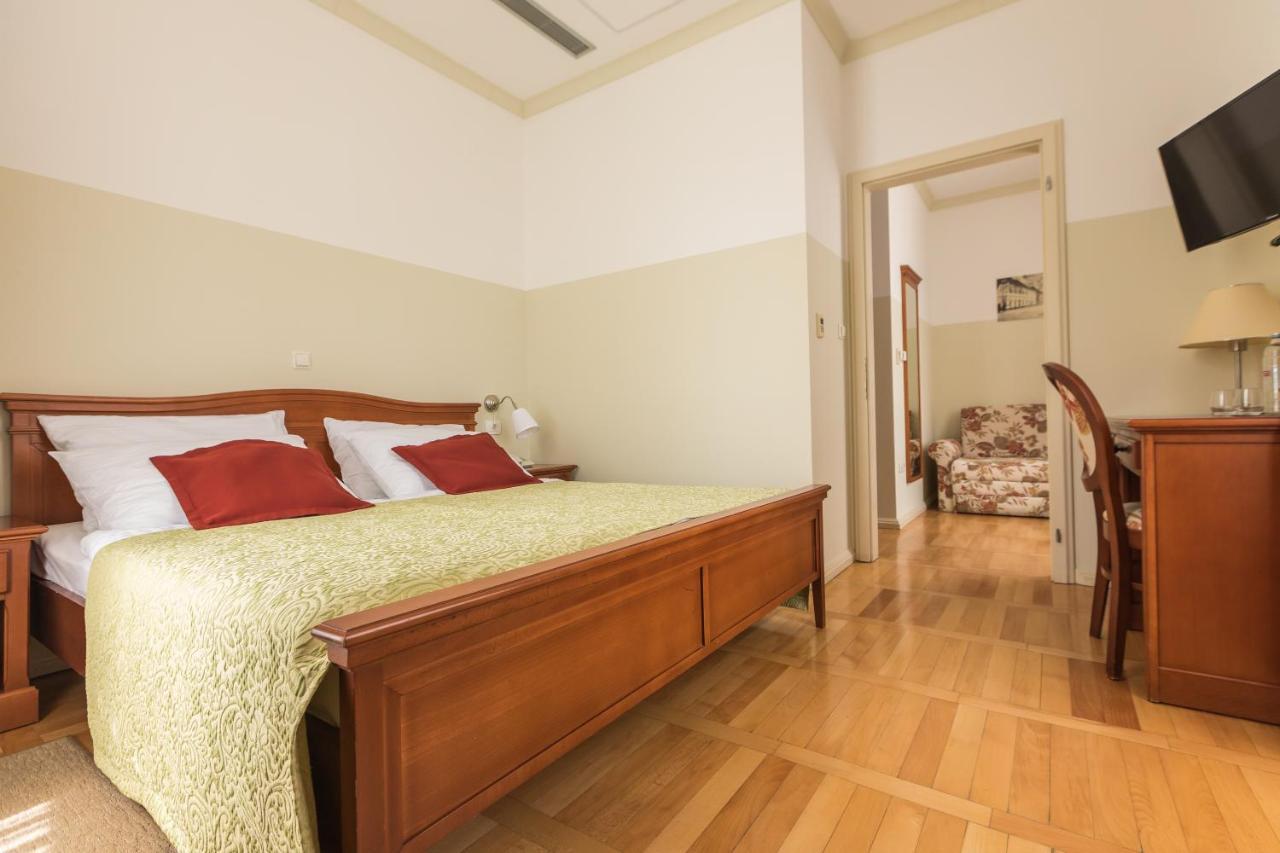 Heritage Hotel Frankopan Ogulin Kültér fotó